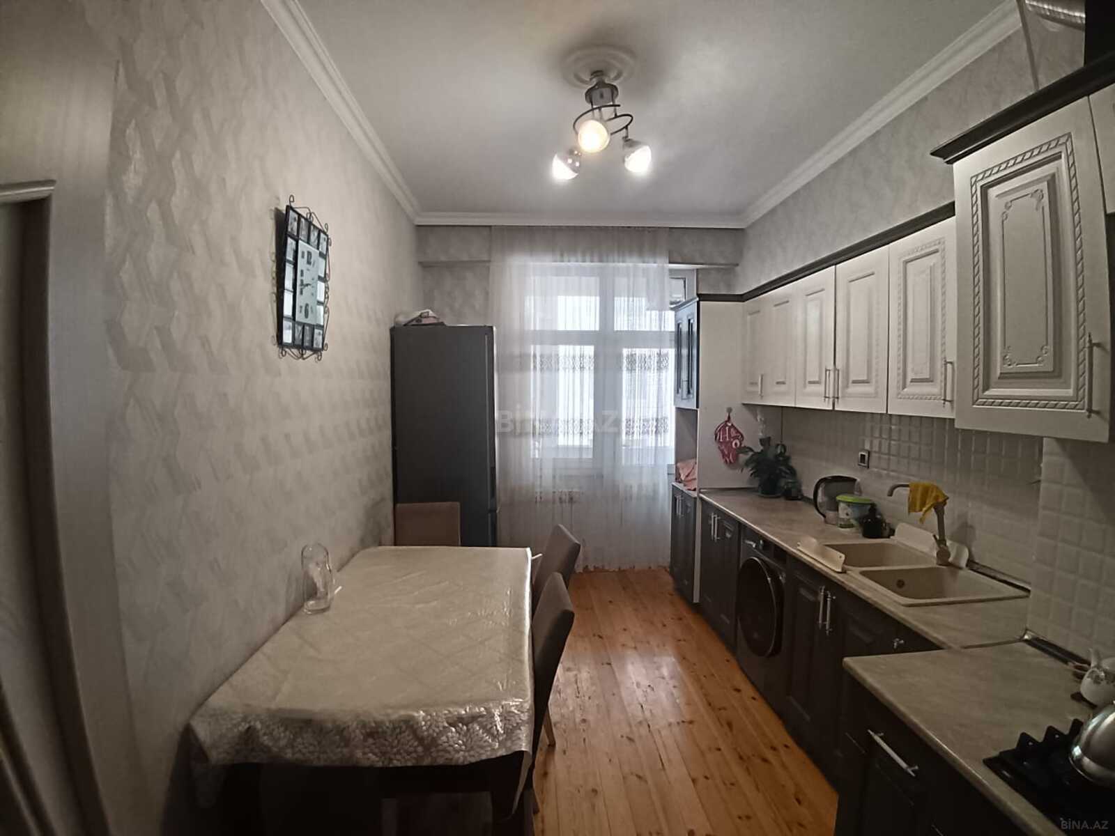 4 otaqlı Yeni tikili, Qara Qarayev m., Bakı