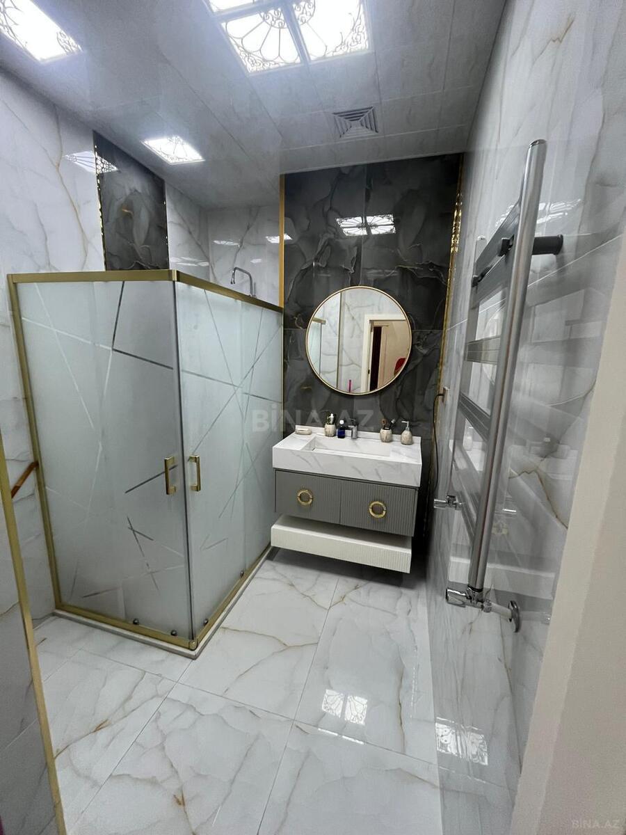 4 otaqlı Yeni tikili, 8 Noyabr m., Bakı