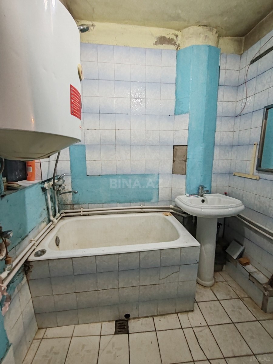 3 otaqlı Köhnə tikili, 20 Yanvar m., Bakı