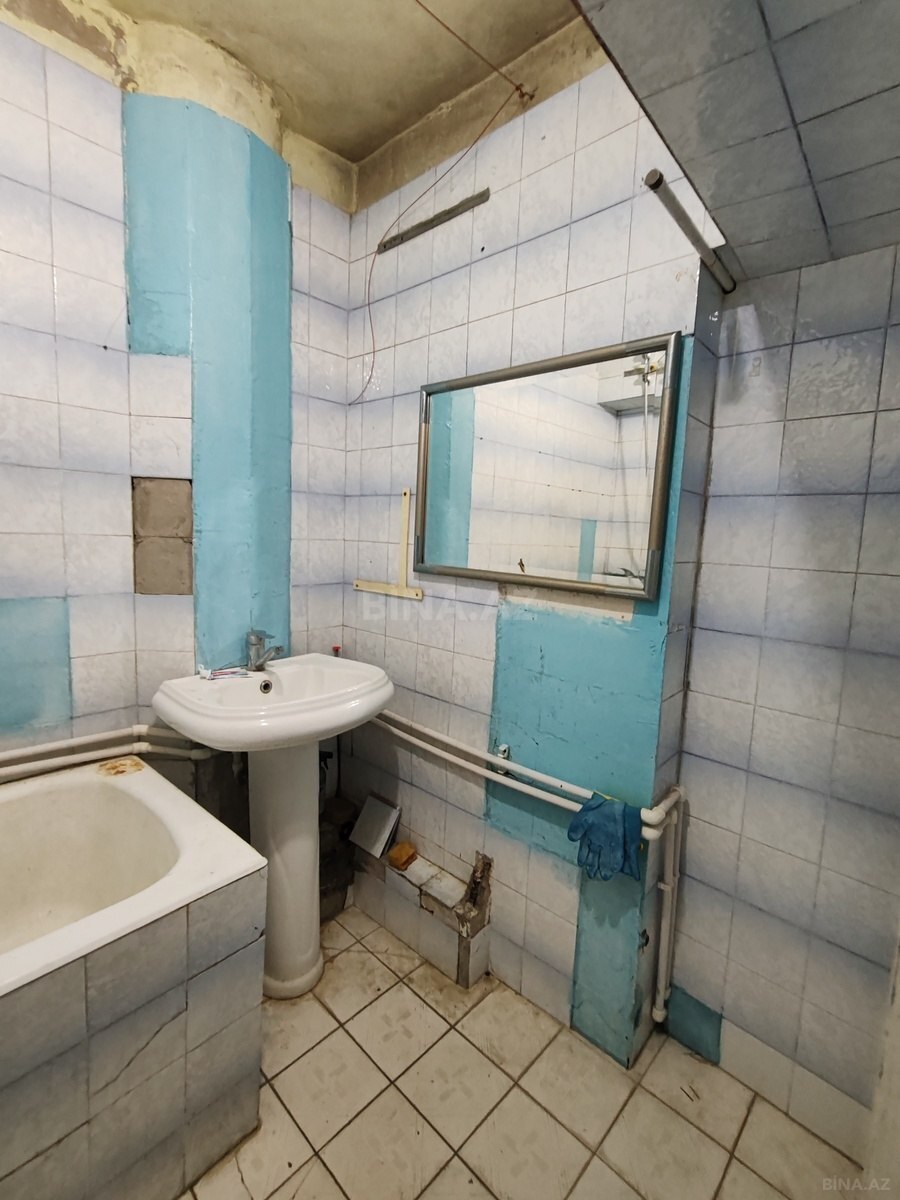 3 otaqlı Köhnə tikili, 20 Yanvar m., Bakı