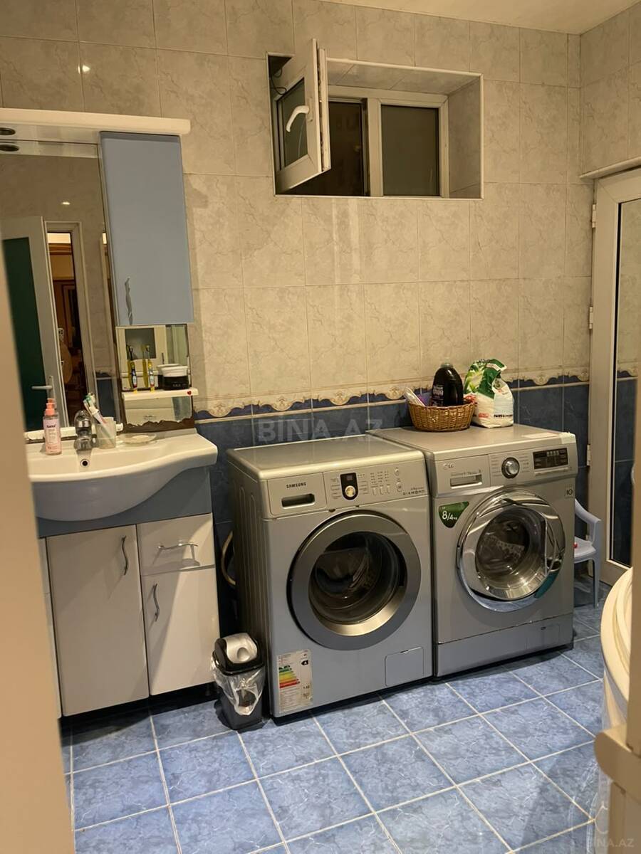 4 otaqlı Köhnə tikili, Elmlər Akademiyası m., Bakı
