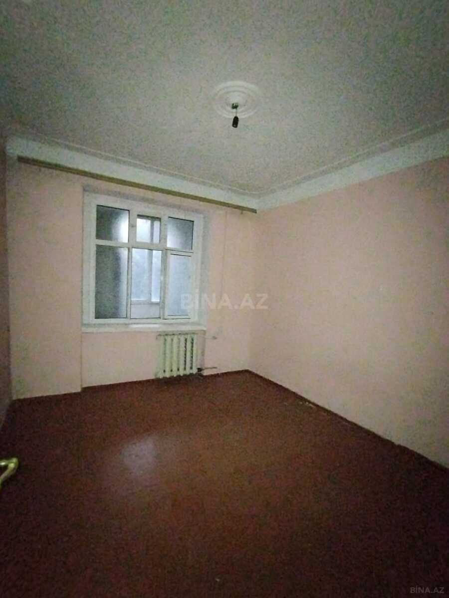 4 otaqlı Köhnə tikili, Əhmədli m., Bakı