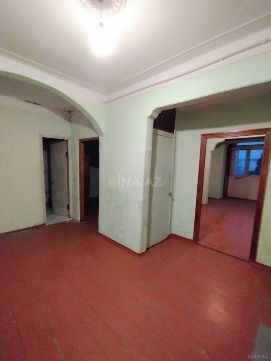 4 otaqlı Köhnə tikili, Əhmədli m., Bakı