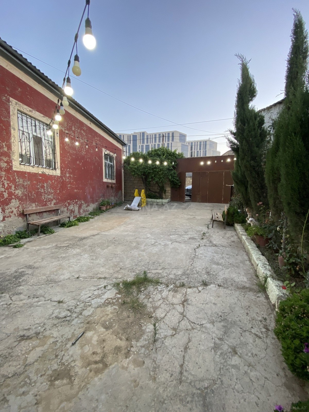 3 otaqlı Həyət evi/Bağ evi, Xocəsən q., Bakı