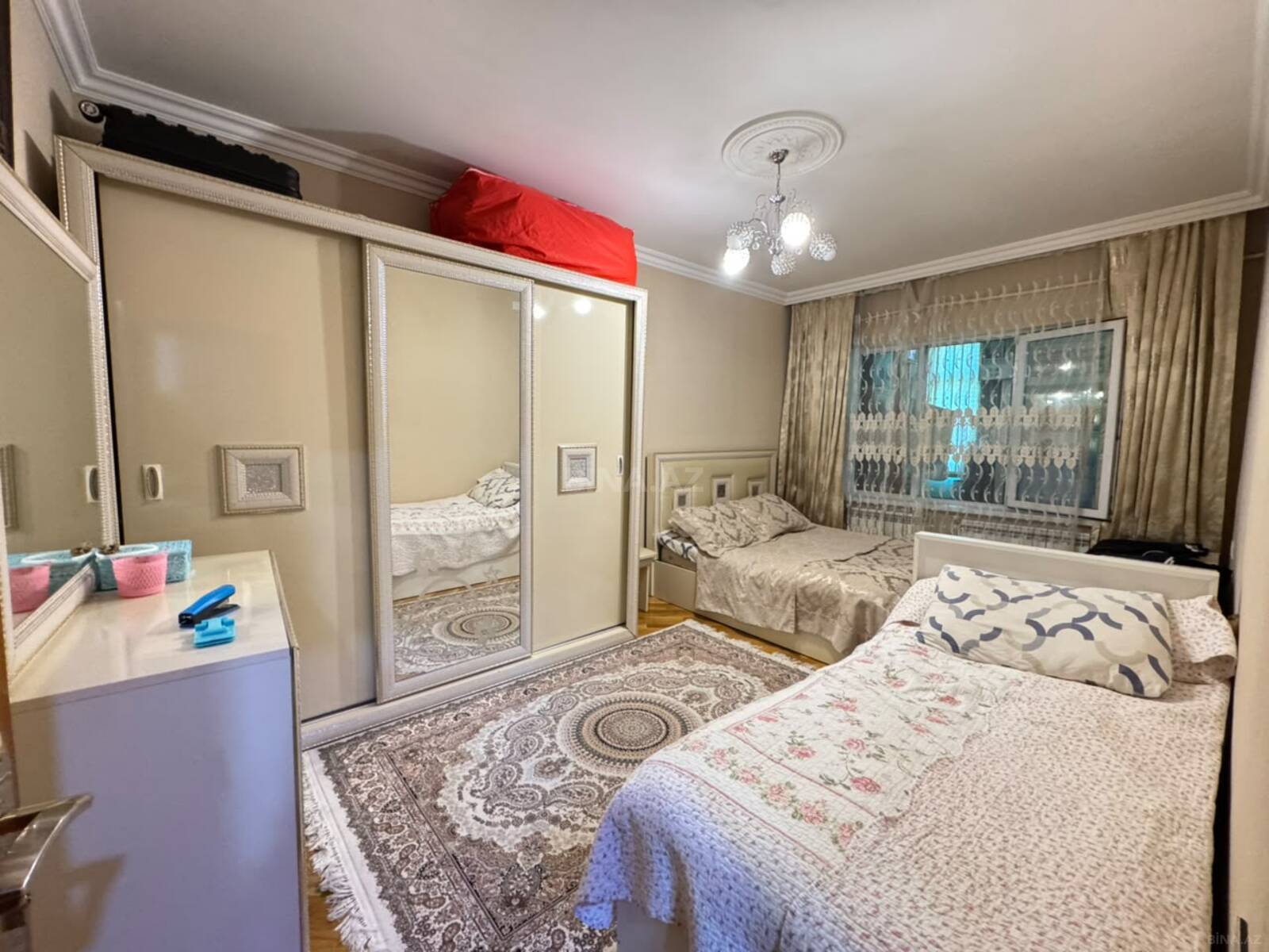3 otaqlı Köhnə tikili, Əhmədli m., Bakı