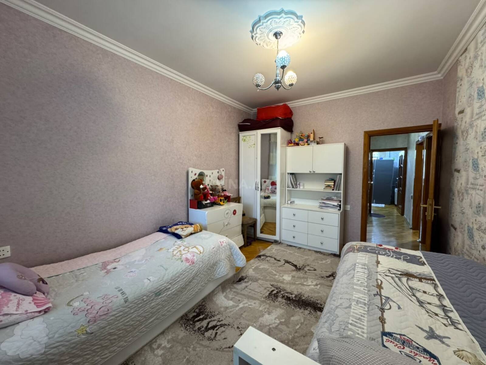 3 otaqlı Köhnə tikili, Əhmədli m., Bakı