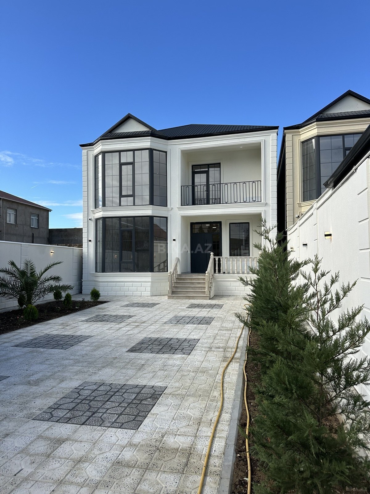 5 otaqlı Həyət evi/Bağ evi, Zabrat q., Bakı