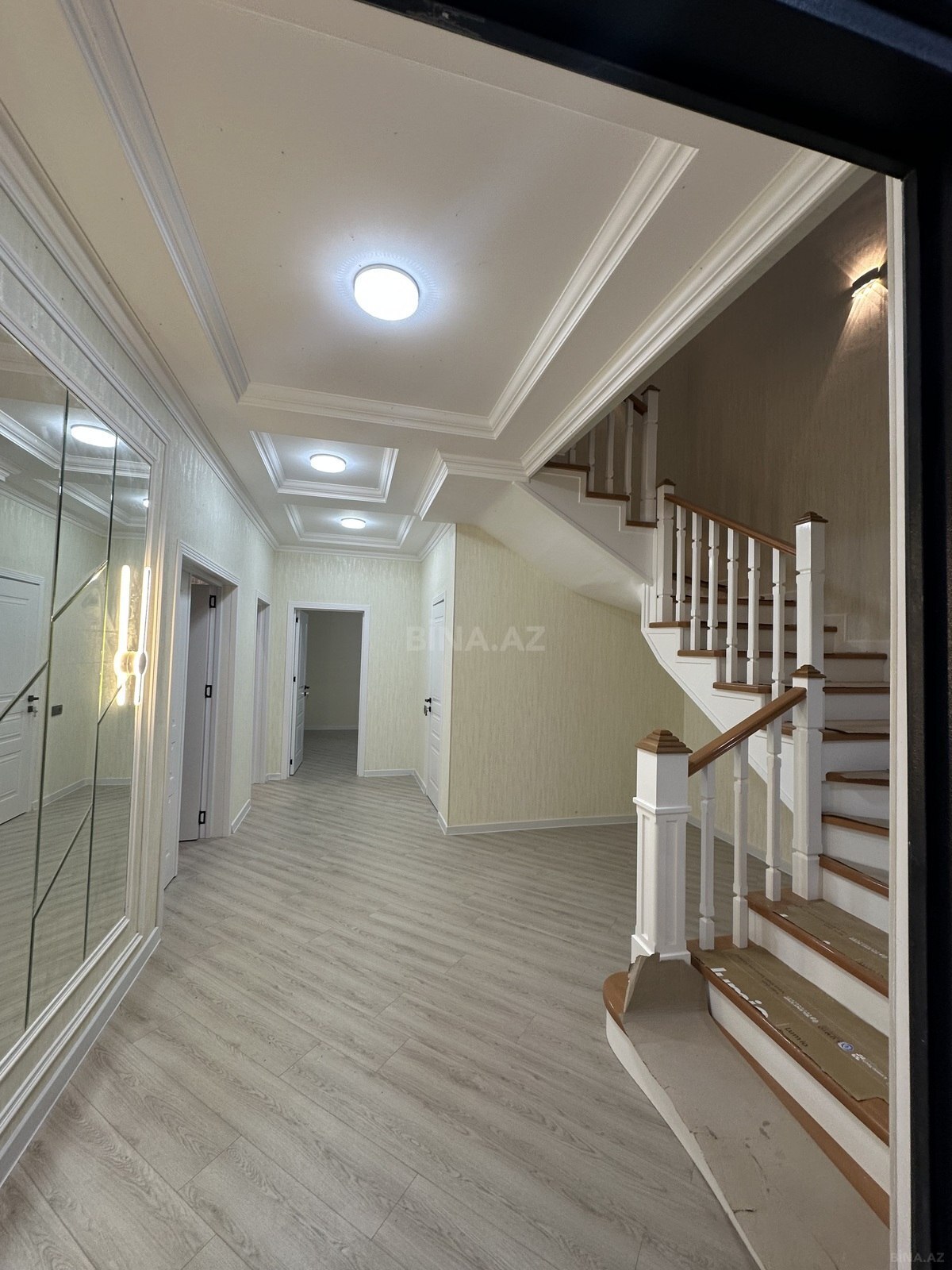 5 otaqlı Həyət evi/Bağ evi, Zabrat q., Bakı