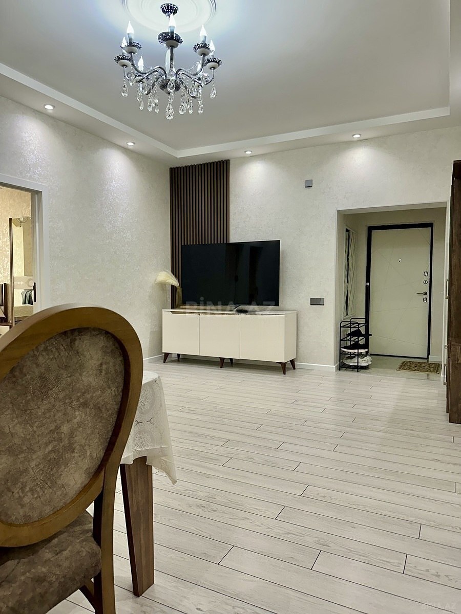 3 otaqlı Yeni tikili, Qara Qarayev m., Bakı