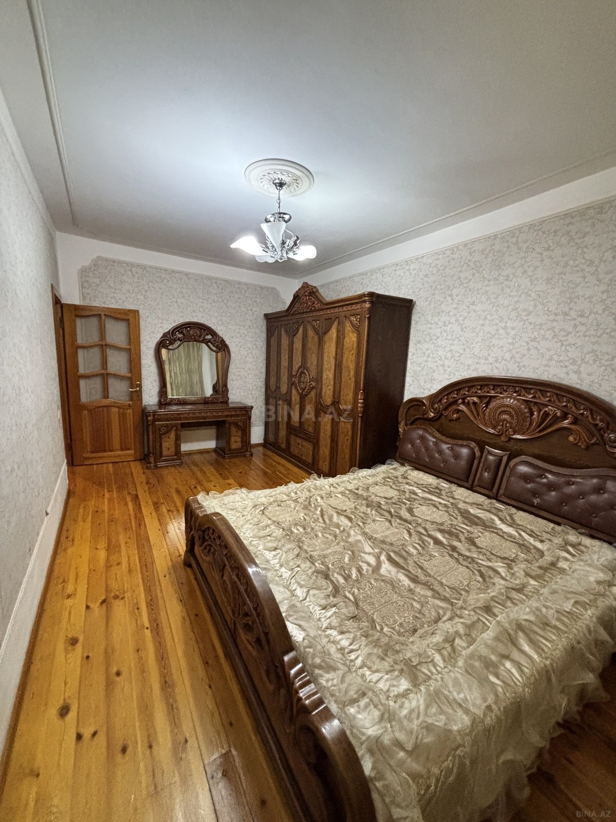 3 otaqlı Yeni tikili, Xalqlar Dostluğu m., Bakı