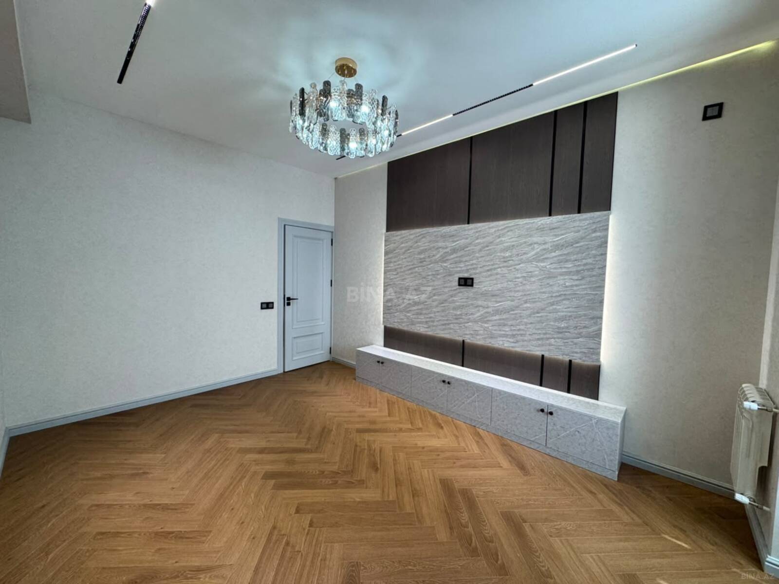 2 otaqlı Yeni tikili, Neftçilər m., Bakı