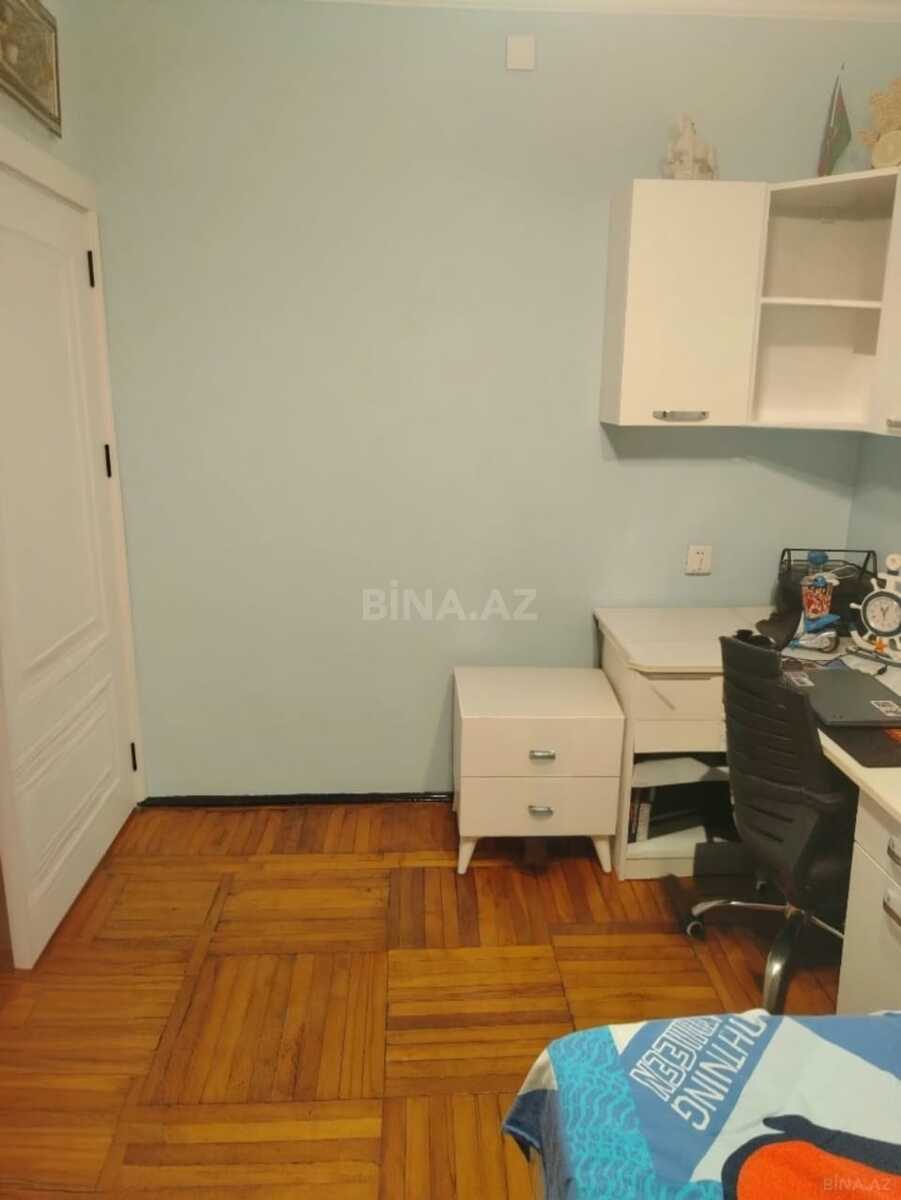4 otaqlı Köhnə tikili, Sumqayıt