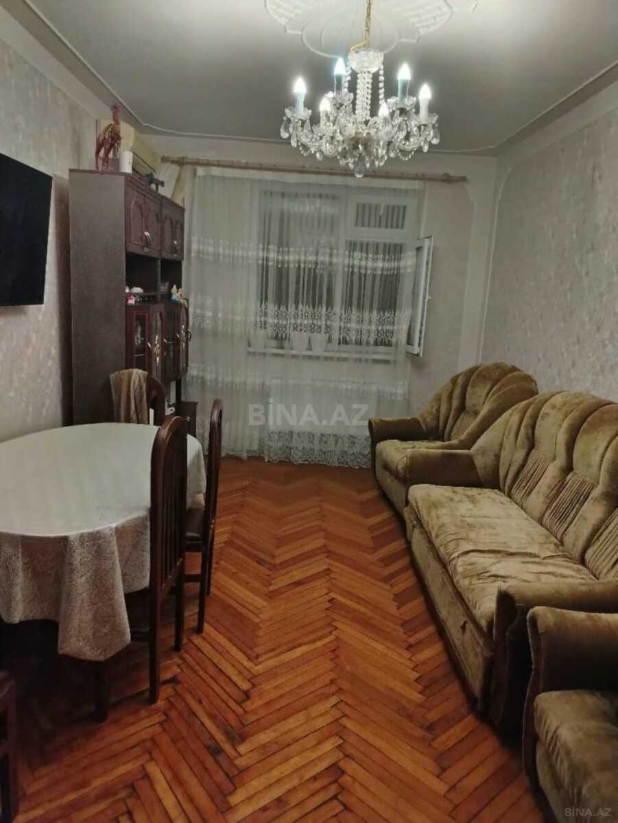 4 otaqlı Köhnə tikili, Sumqayıt