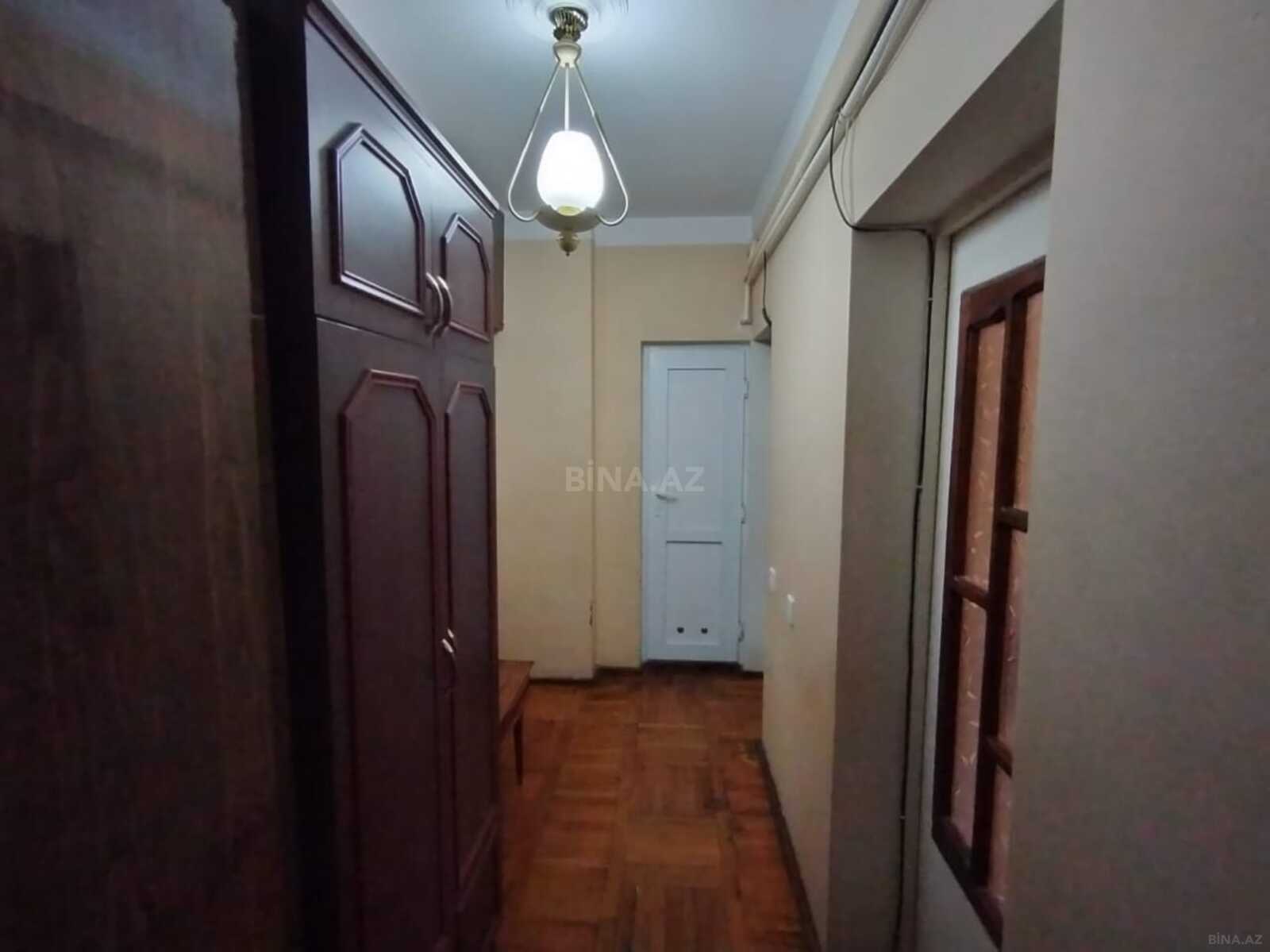4 otaqlı Köhnə tikili, Sumqayıt