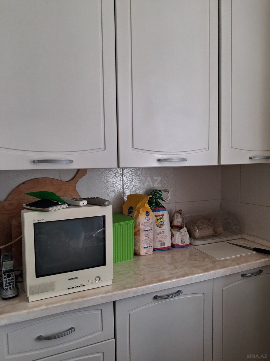 4 otaqlı Köhnə tikili, Yeni Yasamal q., Bakı