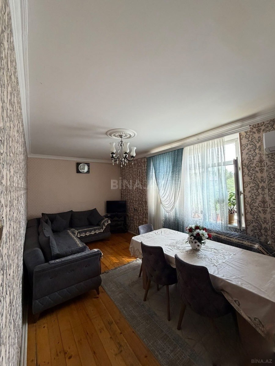 2 otaqlı Köhnə tikili, Sumqayıt