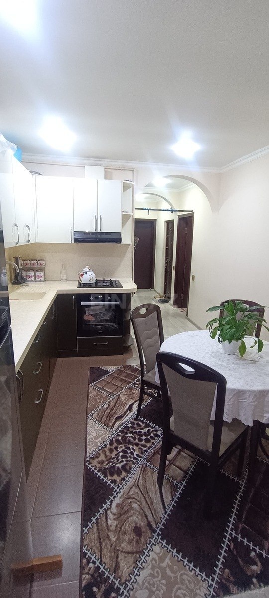 2 otaqlı Köhnə tikili, M.Ə.Rəsulzadə q., Bakı
