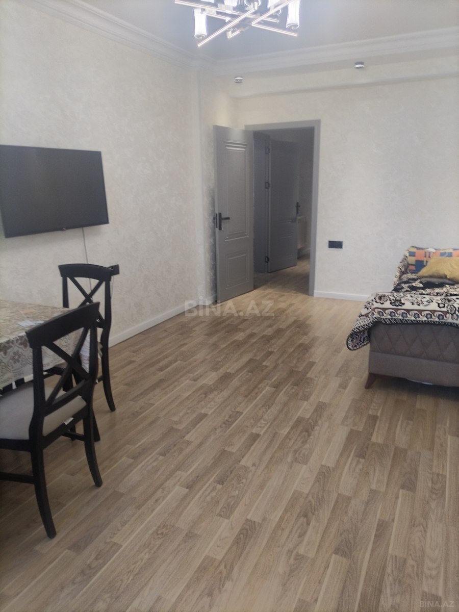 3 otaqlı Yeni tikili, Bakıxanov q., Bakı