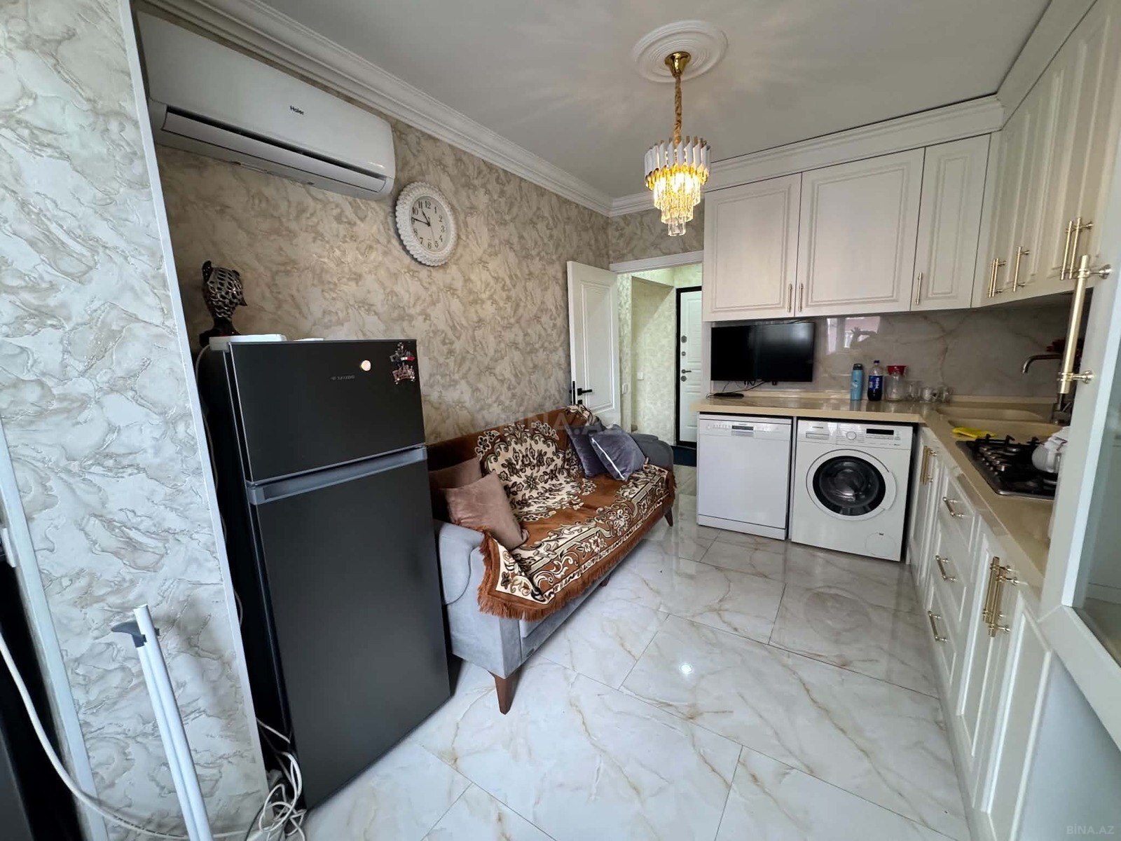 2 otaqlı Köhnə tikili, Azadlıq Prospekti m., Bakı