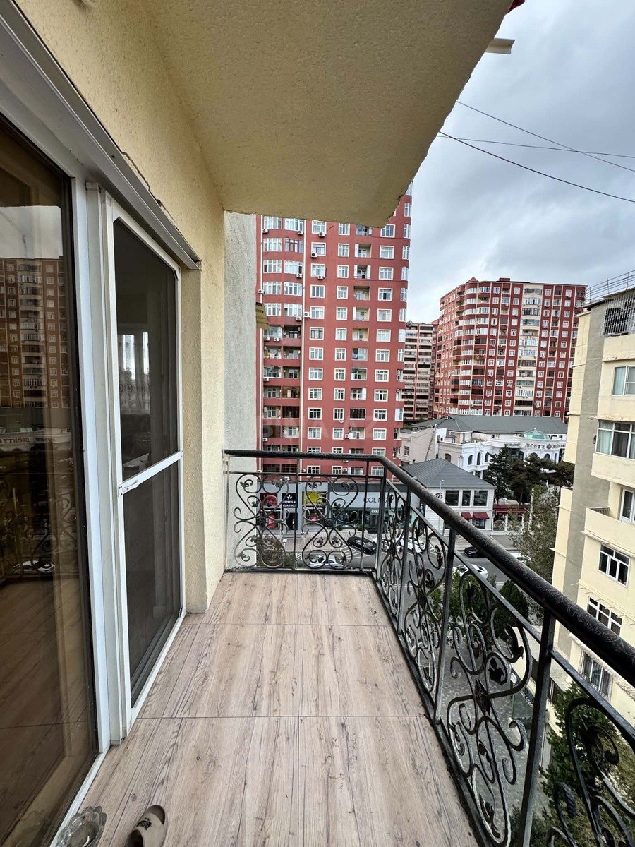 2 otaqlı Köhnə tikili, Azadlıq Prospekti m., Bakı