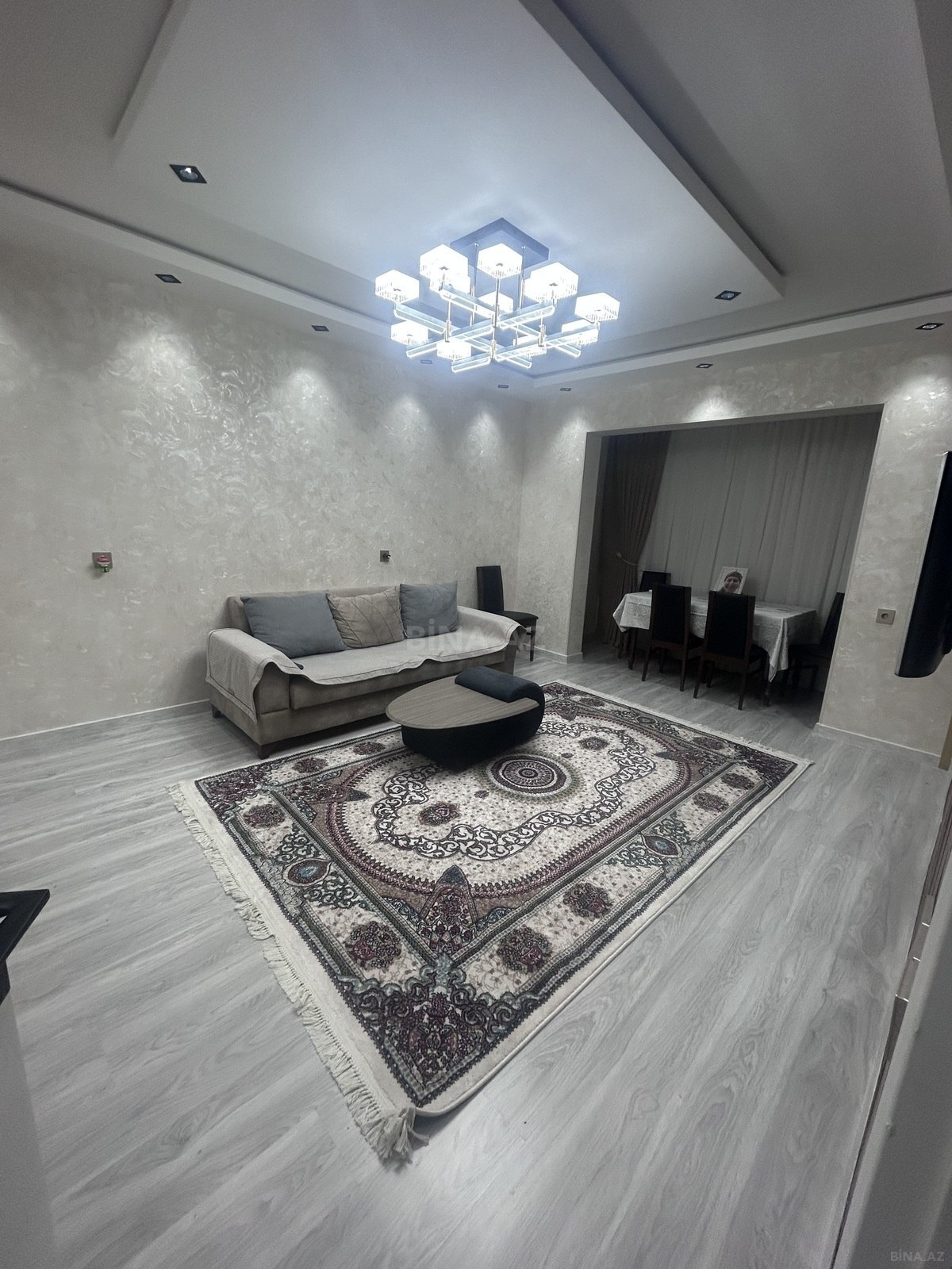 5 otaqlı Köhnə tikili, Sumqayıt