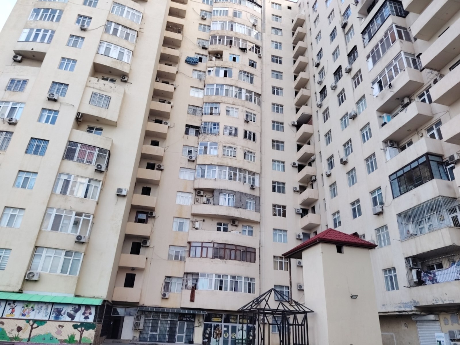 3 otaqlı Yeni tikili, 20 Yanvar m., Bakı