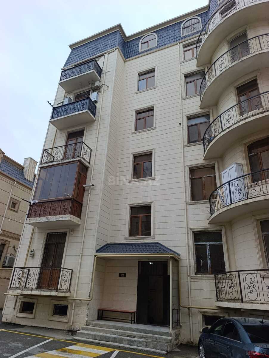 4 otaqlı Yeni tikili, Xırdalan