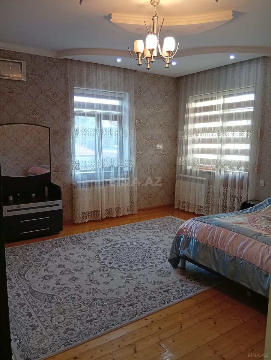 7 otaqlı Həyət evi/Bağ evi, Quba