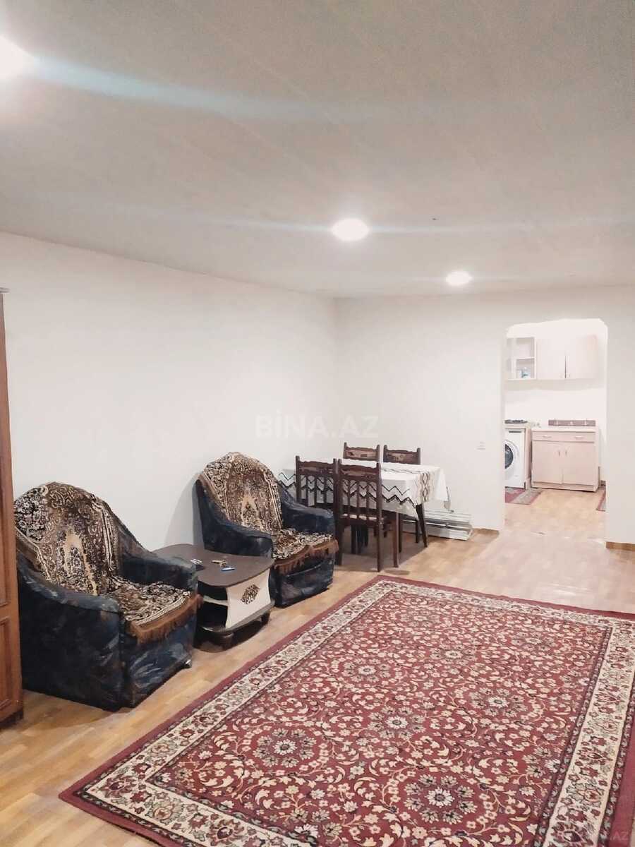 2 otaqlı Köhnə tikili, Elmlər Akademiyası m., Bakı