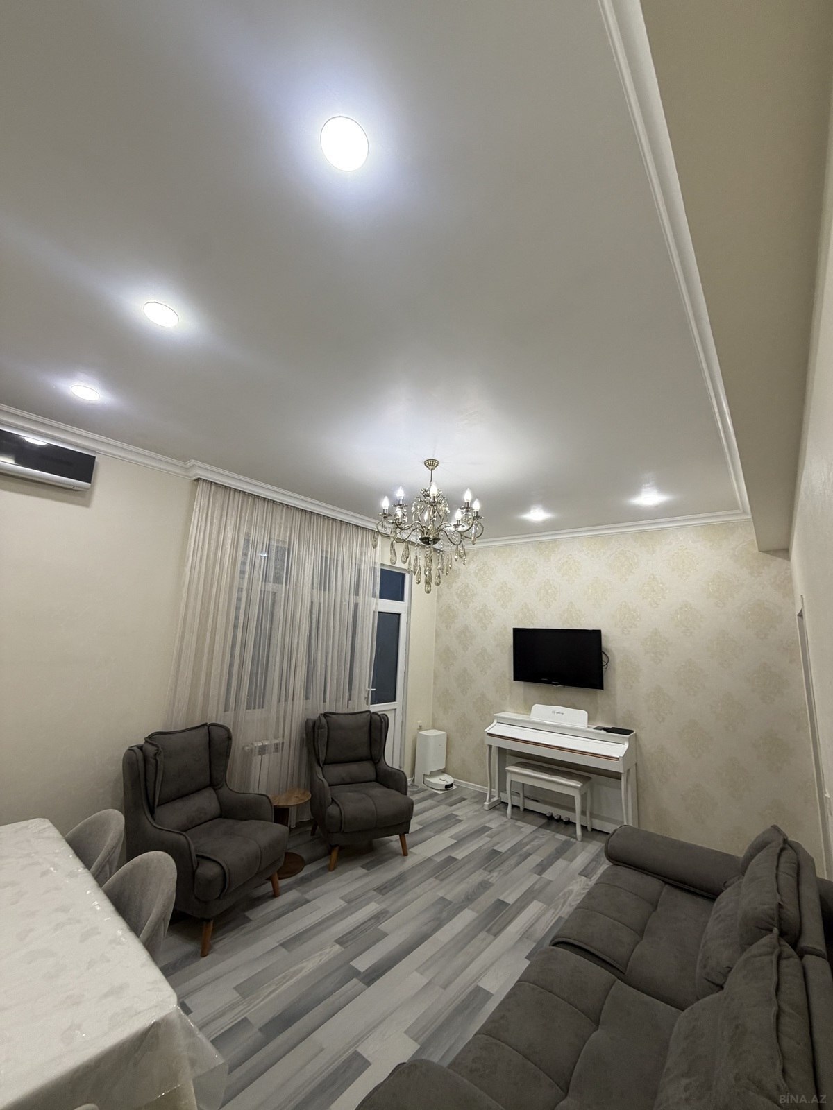 3 otaqlı Yeni tikili, İnşaatçılar m., Bakı