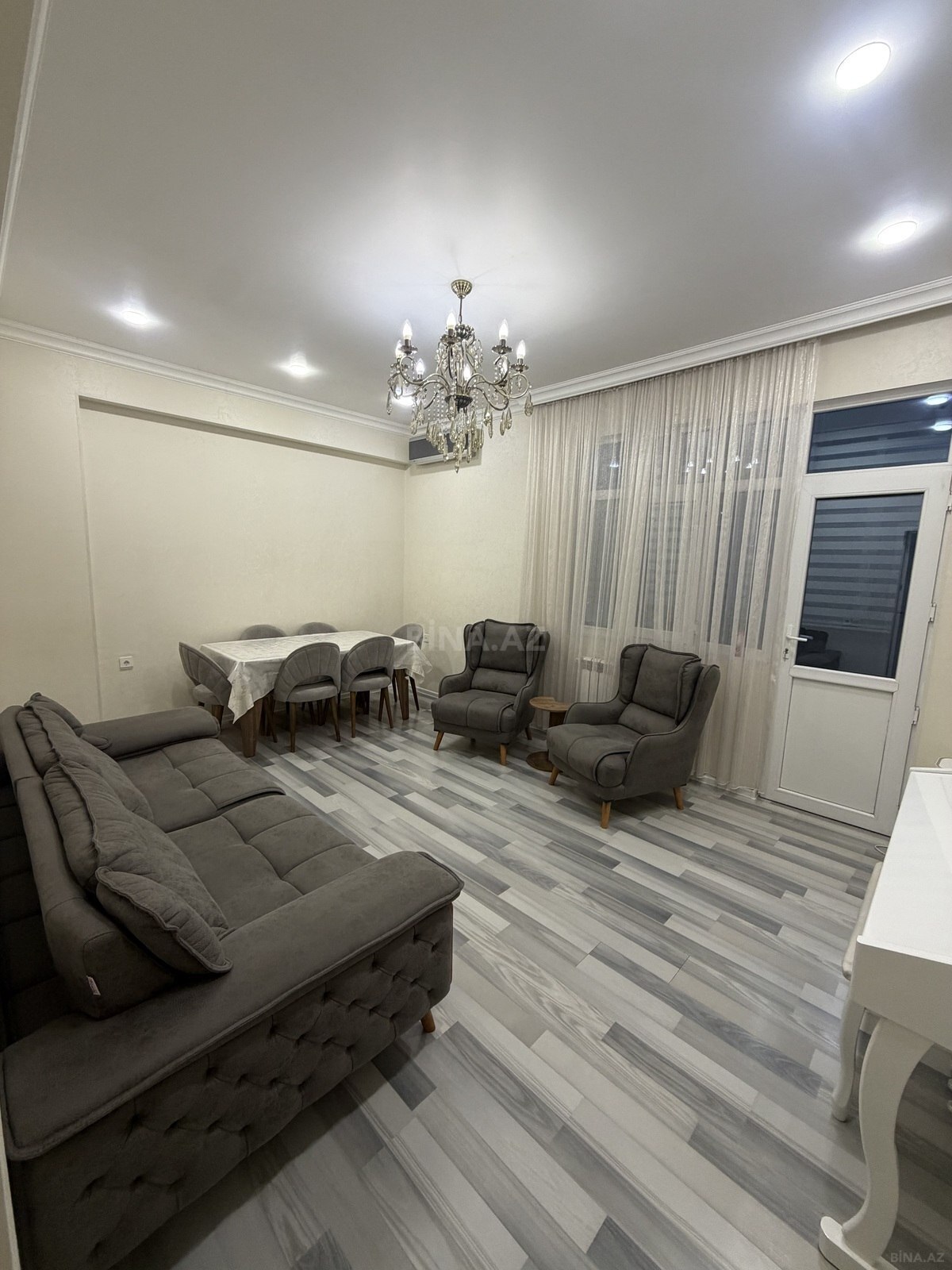 3 otaqlı Yeni tikili, İnşaatçılar m., Bakı