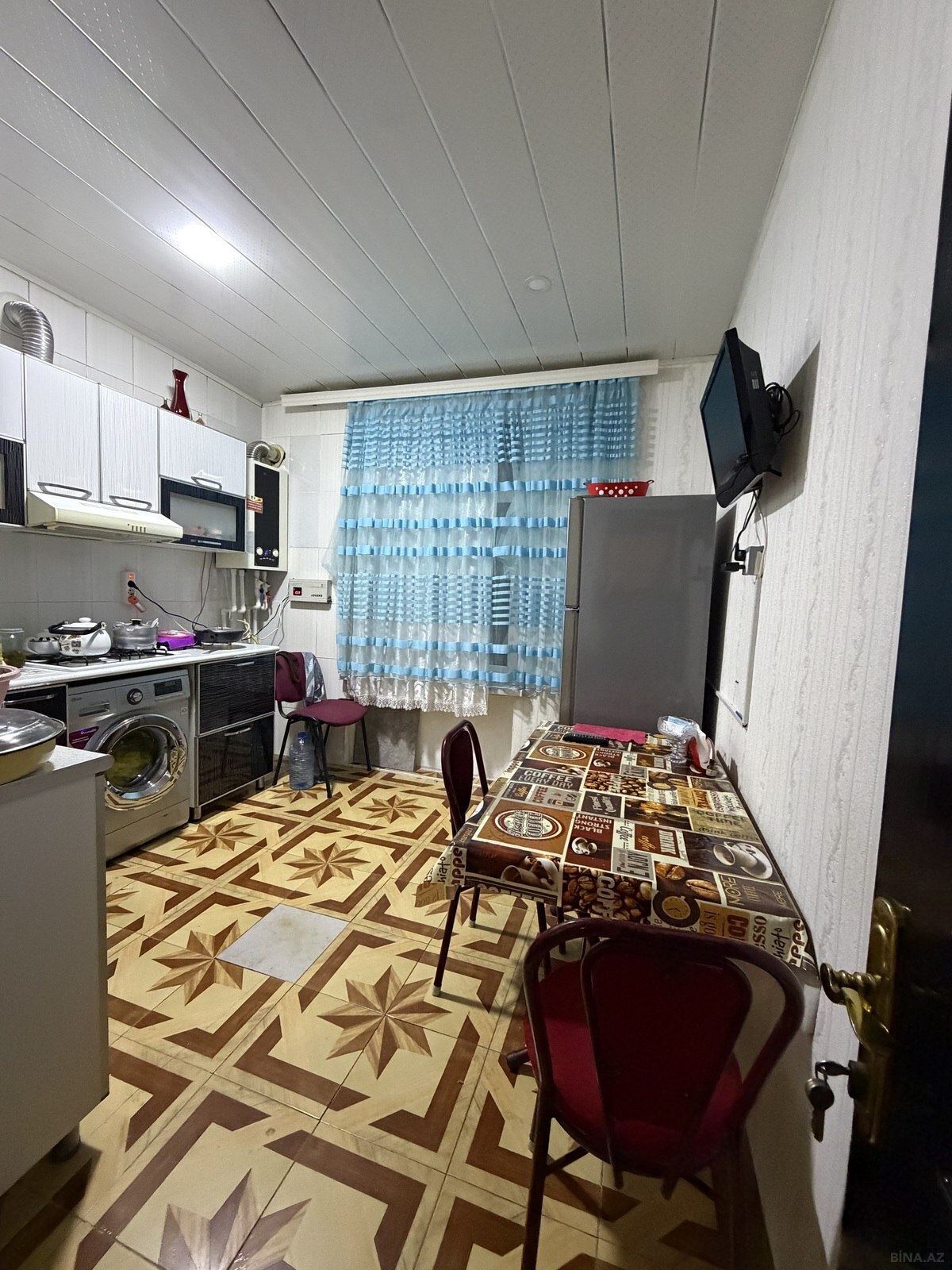 3 otaqlı Köhnə tikili, Sumqayıt