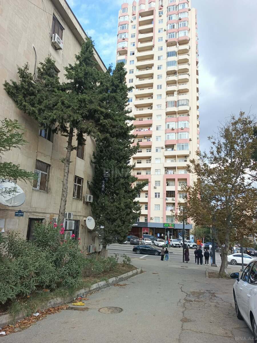 2 otaqlı Köhnə tikili, İnşaatçılar m., Bakı