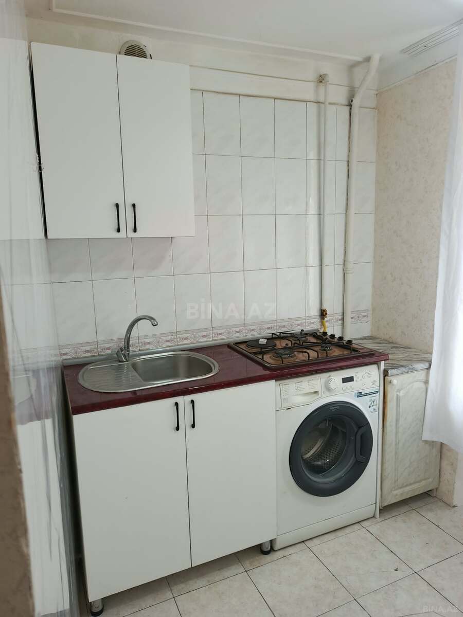 2 otaqlı Köhnə tikili, İnşaatçılar m., Bakı