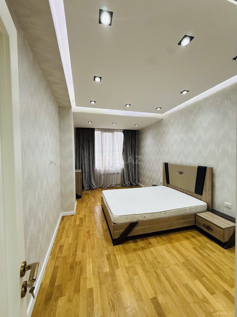 3 otaqlı Yeni tikili, Memar Əcəmi m., Bakı