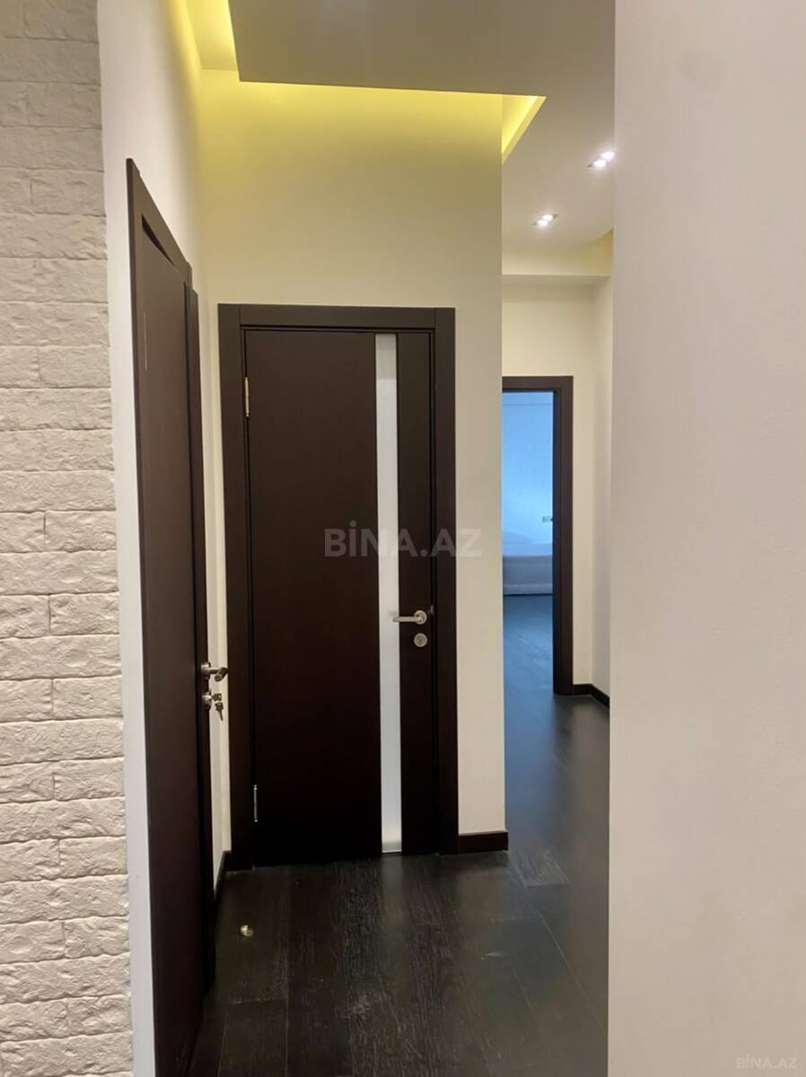 2 otaqlı Yeni tikili, 8 Noyabr m., Bakı