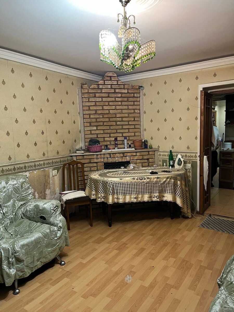 3 otaqlı Köhnə tikili, Elmlər Akademiyası m., Bakı