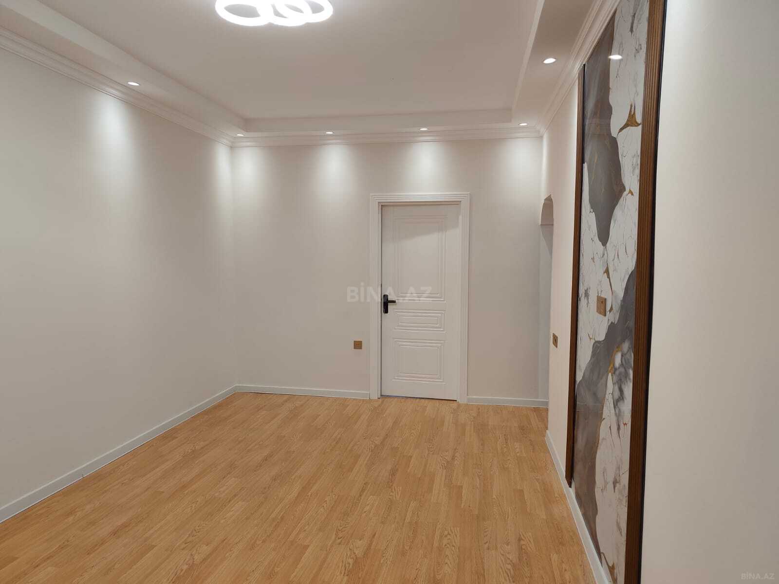 3 otaqlı Köhnə tikili, Azadlıq Prospekti m., Bakı