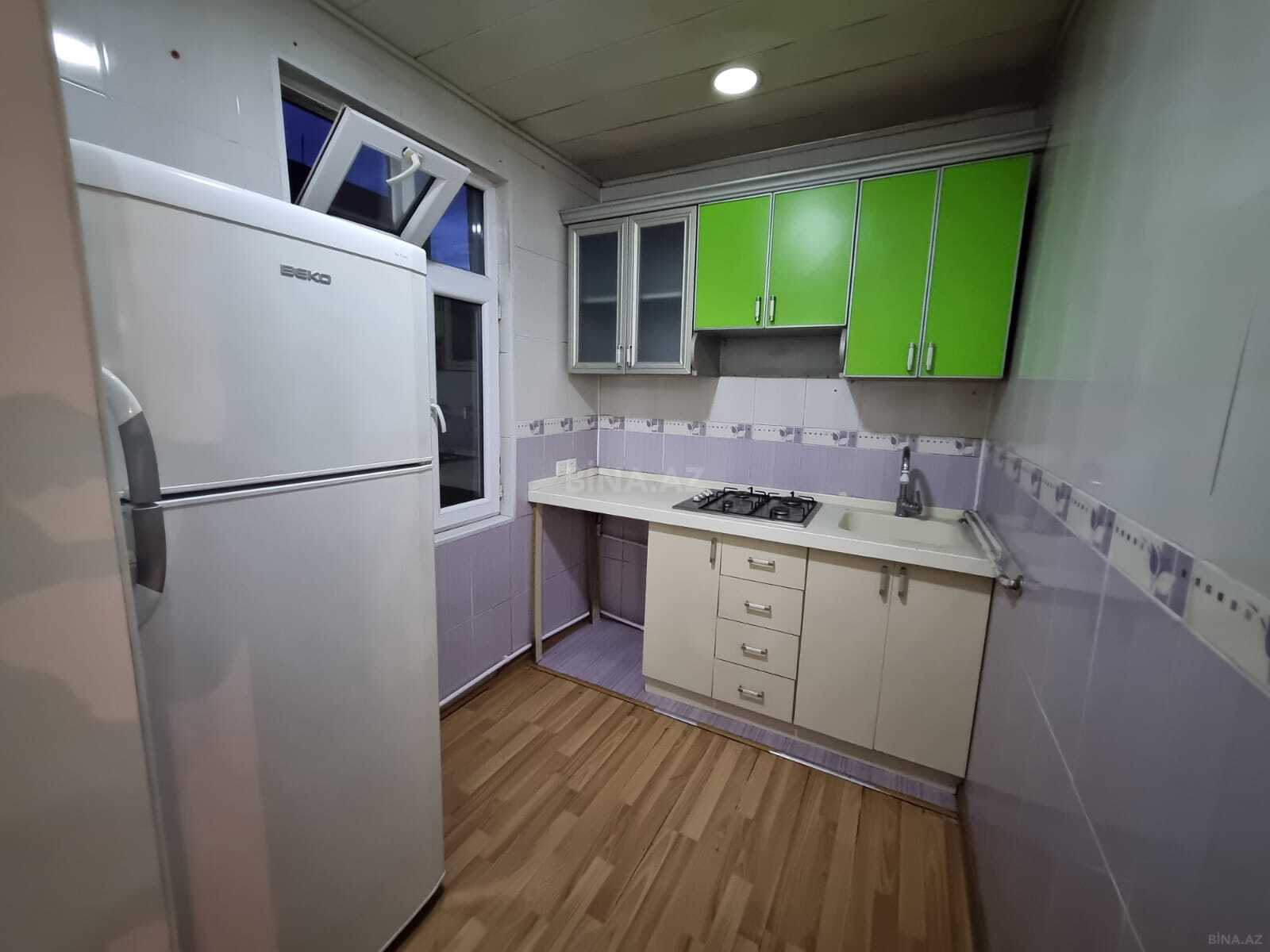 2 otaqlı Köhnə tikili, Azadlıq Prospekti m., Bakı