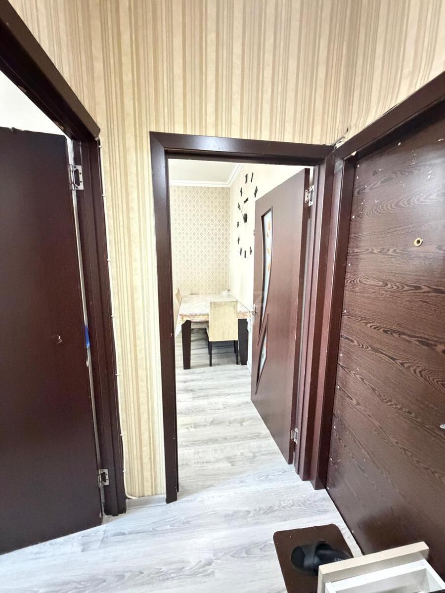 2 otaqlı Köhnə tikili, 8 Noyabr m., Bakı