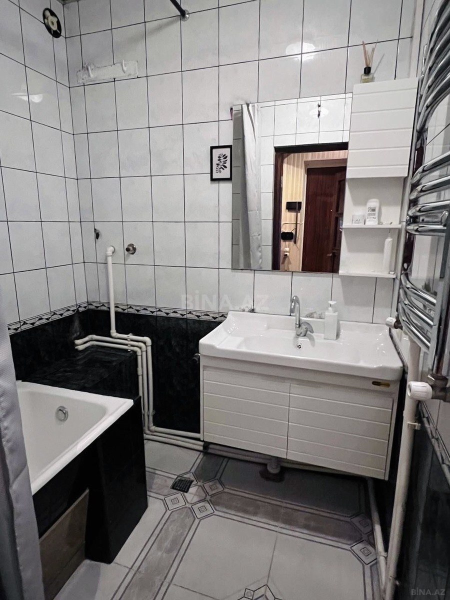 2 otaqlı Köhnə tikili, 28 May m., Bakı