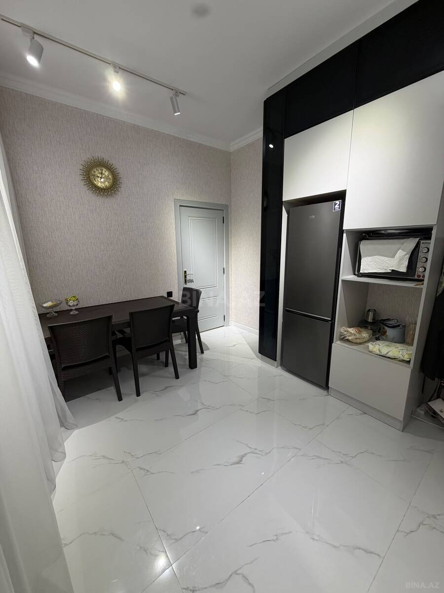 4 otaqlı Həyət evi/Bağ evi, Binə q., Bakı