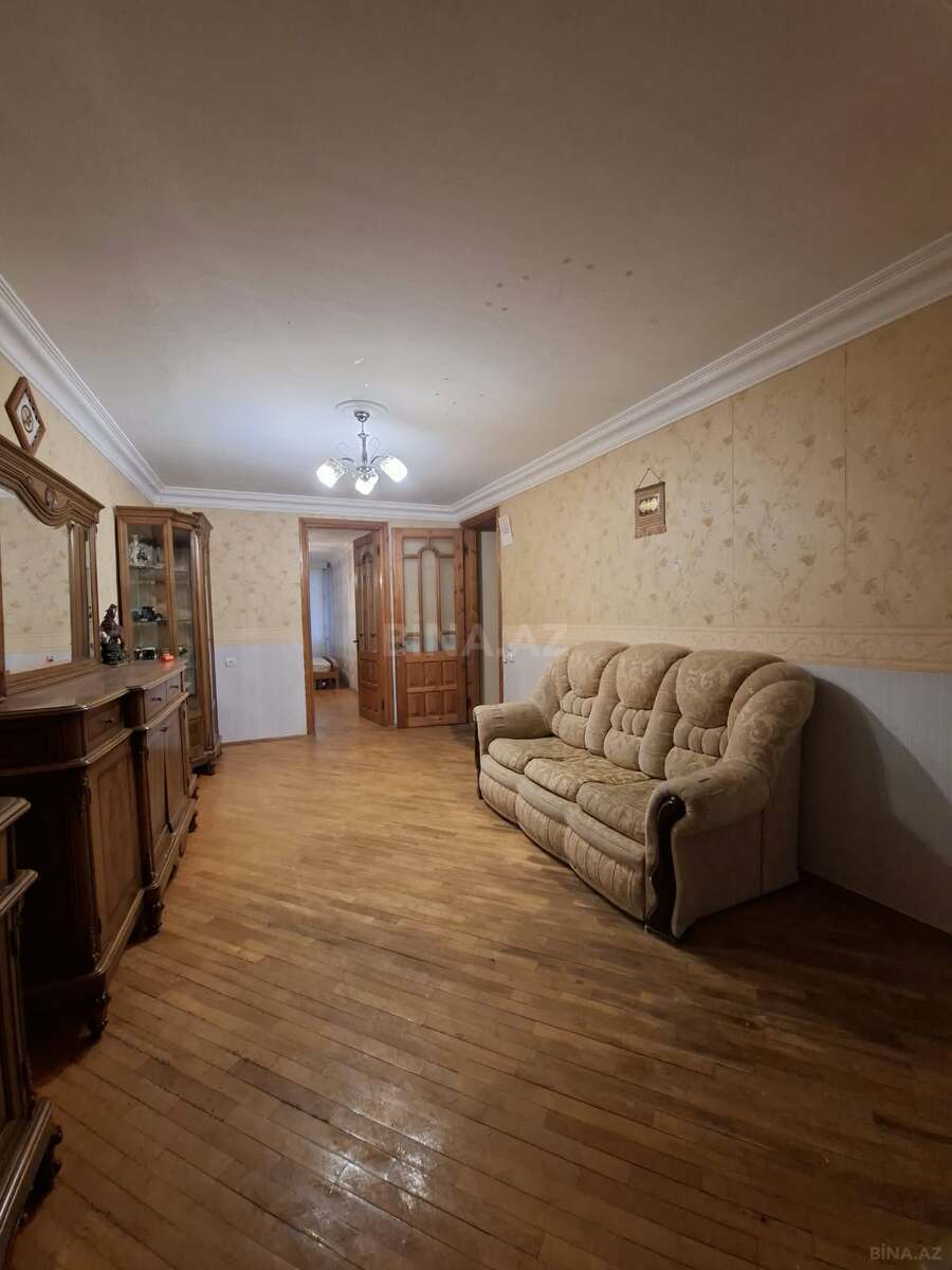 2 otaqlı Köhnə tikili, Elmlər Akademiyası m., Bakı