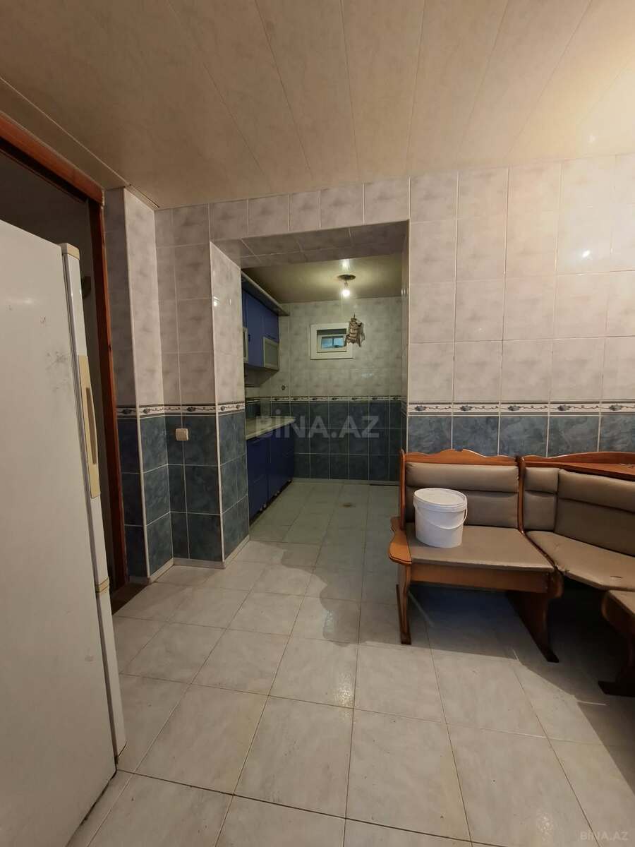 2 otaqlı Köhnə tikili, Elmlər Akademiyası m., Bakı