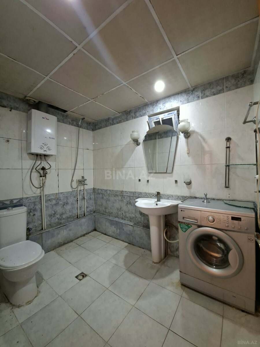 2 otaqlı Köhnə tikili, Elmlər Akademiyası m., Bakı