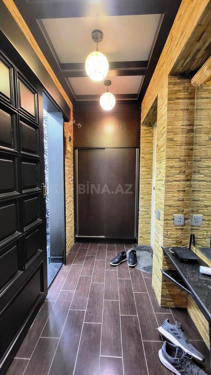 2 otaqlı Köhnə tikili, Elmlər Akademiyası m., Bakı