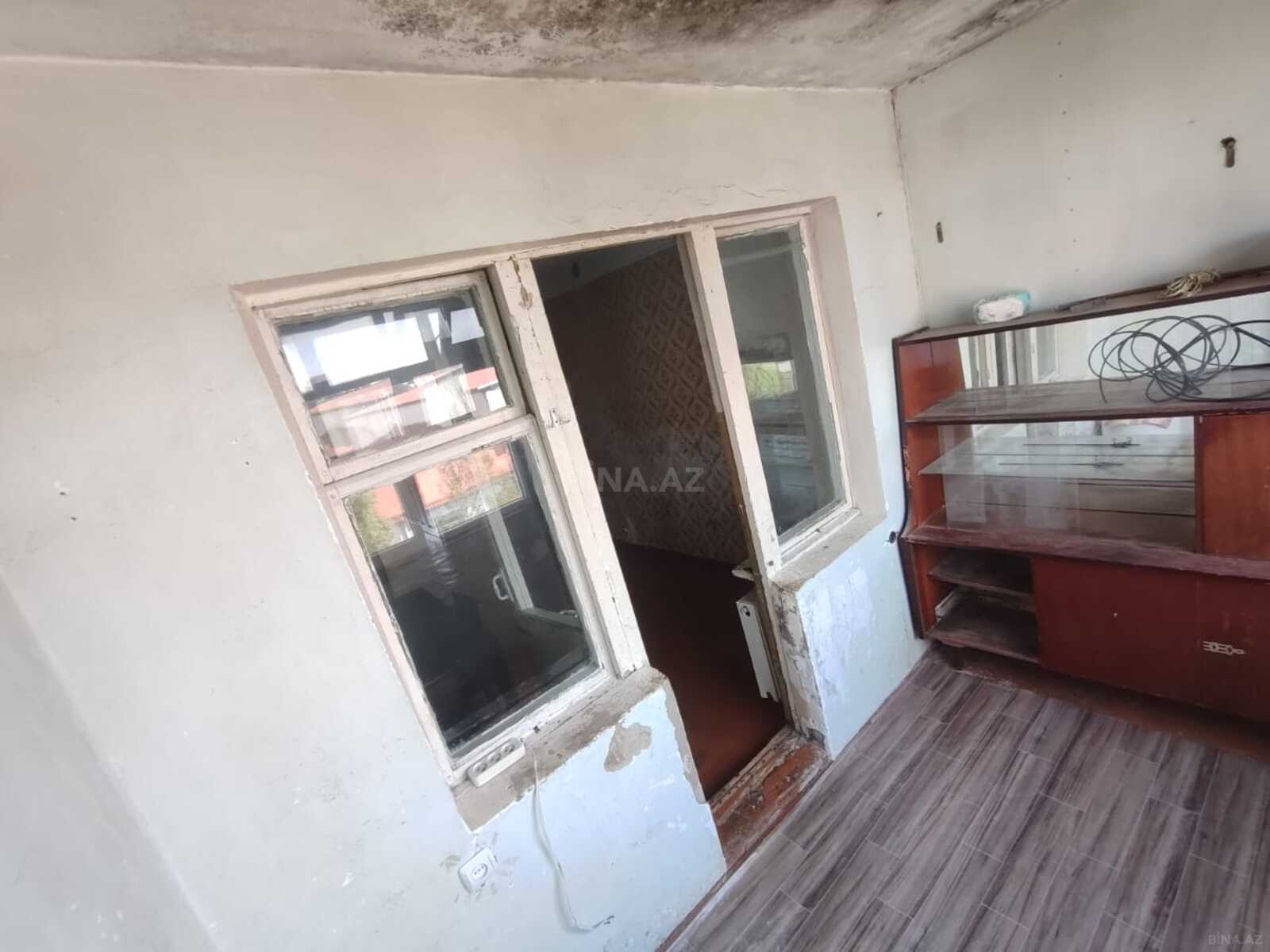 3 otaqlı Köhnə tikili, Sumqayıt