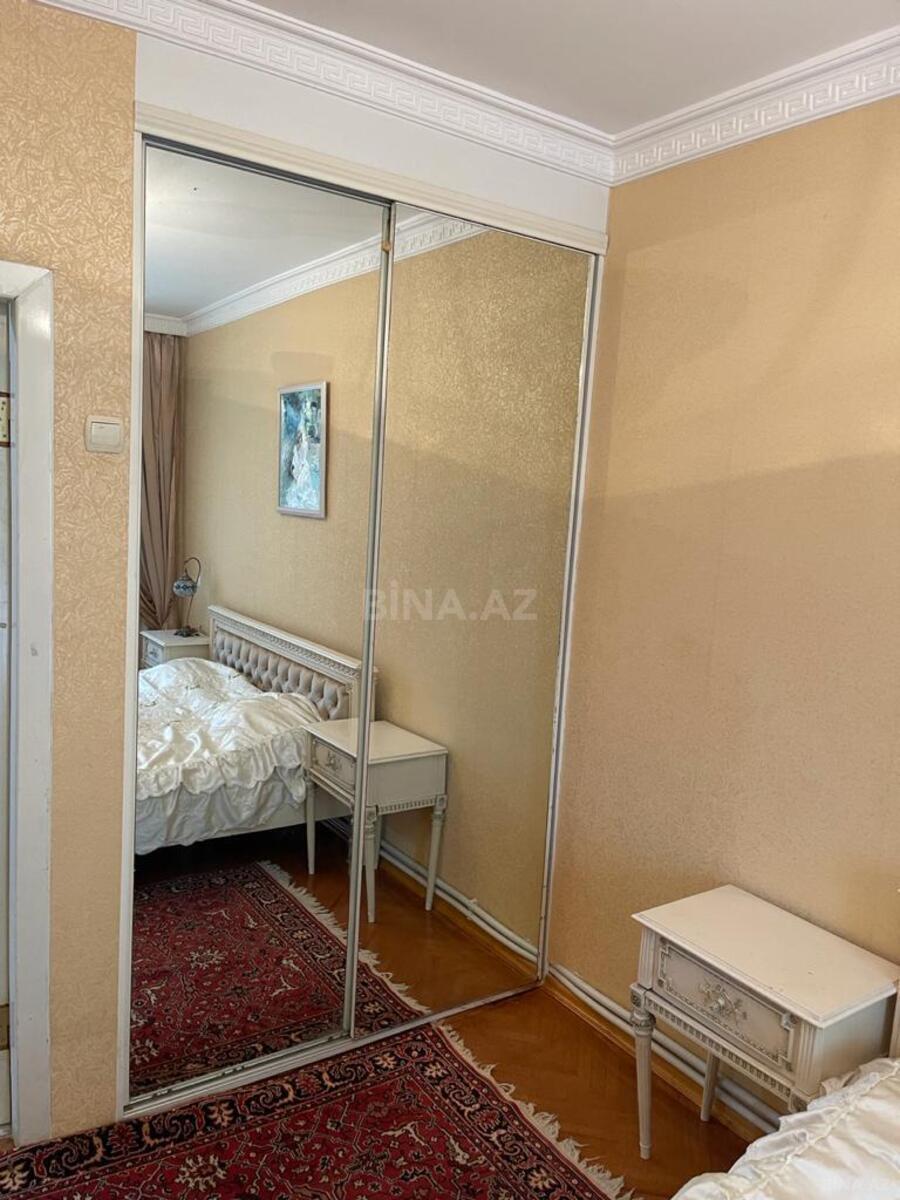2 otaqlı Köhnə tikili, 28 May m., Bakı