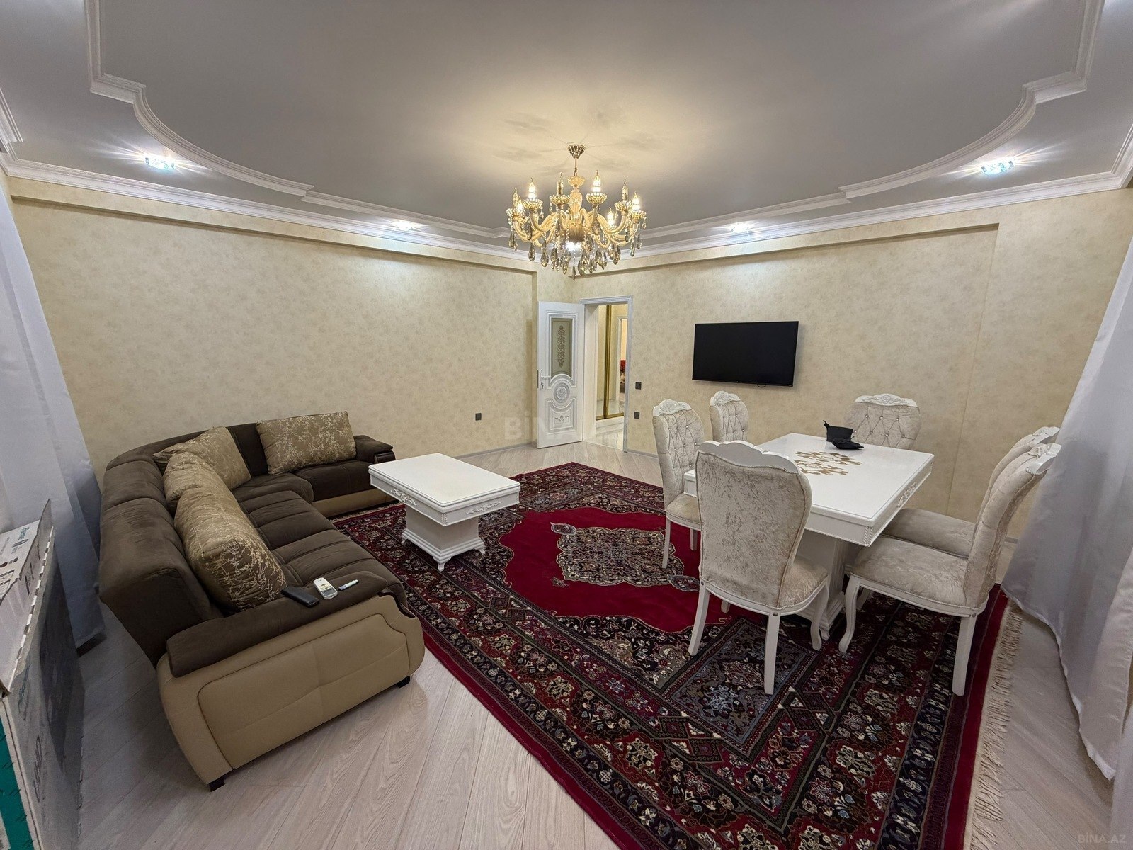3 otaqlı Yeni tikili, Nizami r., Bakı