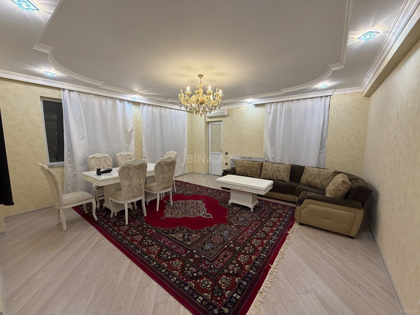 3 otaqlı Yeni tikili, Nizami r., Bakı